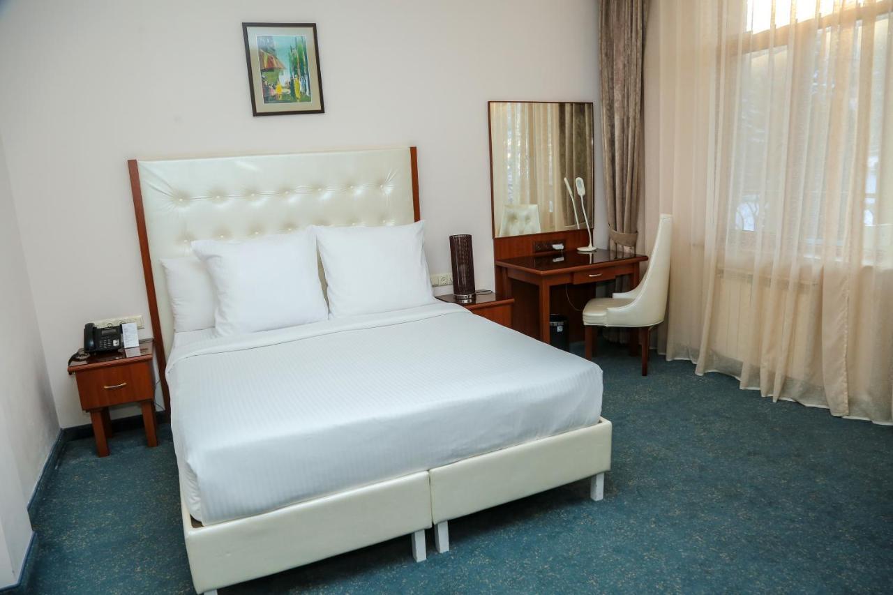 Kecharis Hotel And Resort 萨克德佐尔镇 外观 照片
